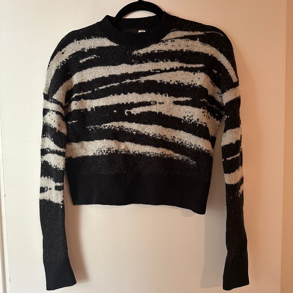 All Saints Ture Crewneck Sweater XS Used Condition - slight pilling - Picture 5 of 9